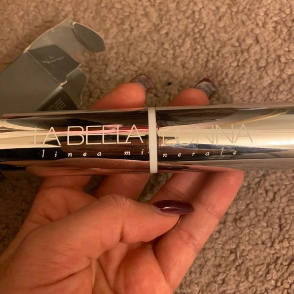 Foundation - Picture 2 of 4